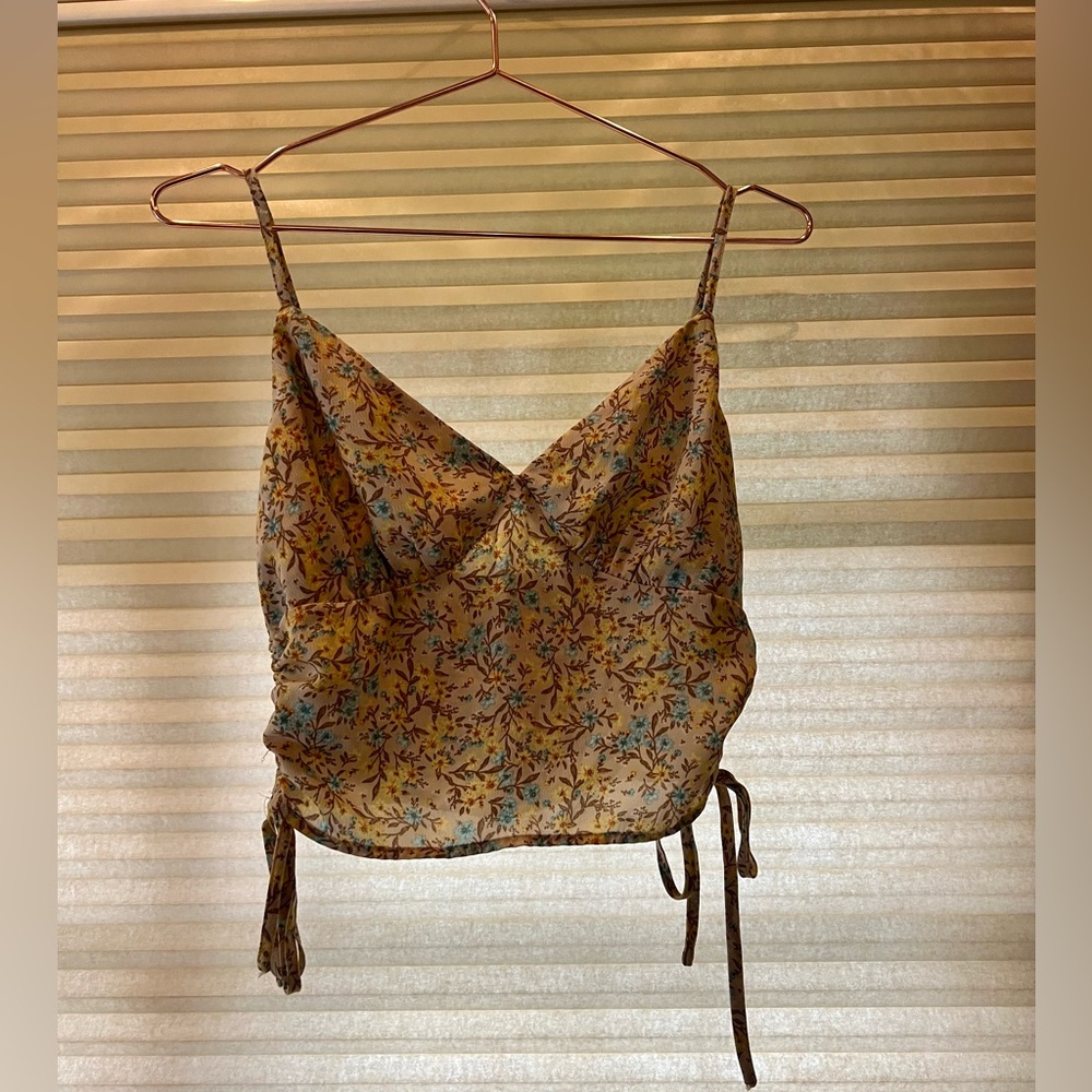 Comfy and cute yellow floral crop top with adjustable side ties